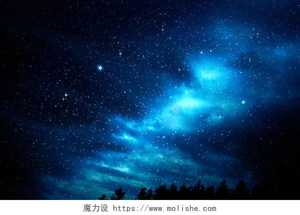 宇宙中充满了星星和大云自然夜背景与树.